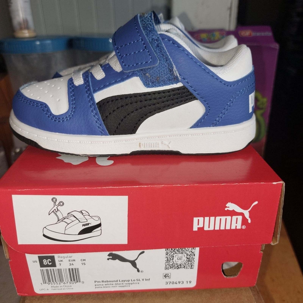 Toddler Sz 8c Puma sneakers